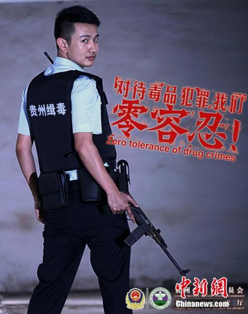 定制高仿纽芬兰和拉布拉多省结婚证